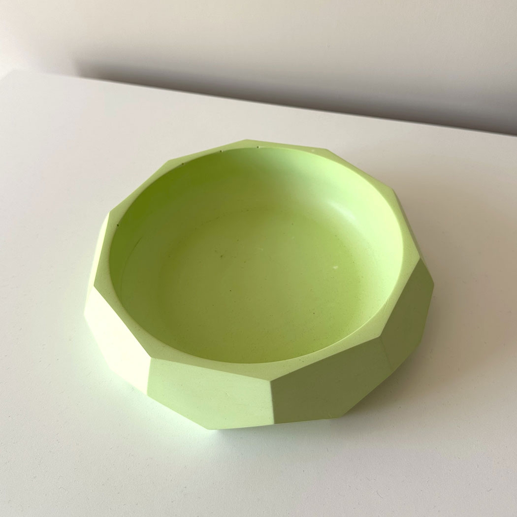 Vetra - Concrete Decorative Tray