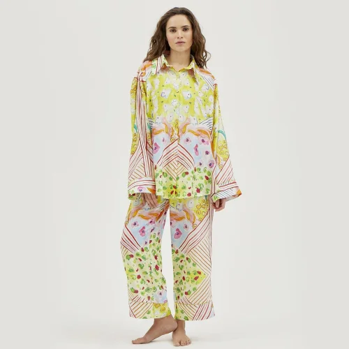 Flor Desenli Pijama Takımı