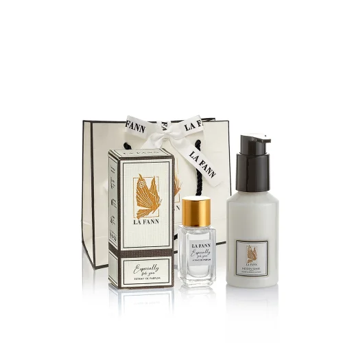 Little Luxuries Gift Set Especially For You Extrait De Parfum 4ml &  Hidden Sense Hand & Body Lotion 100ml