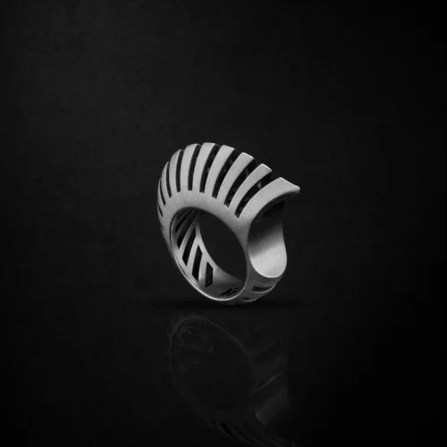 Nautilus 925k Sterling Silver Pinky Statement Ring