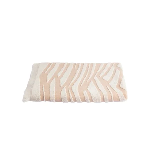 Cascada Beach Towel