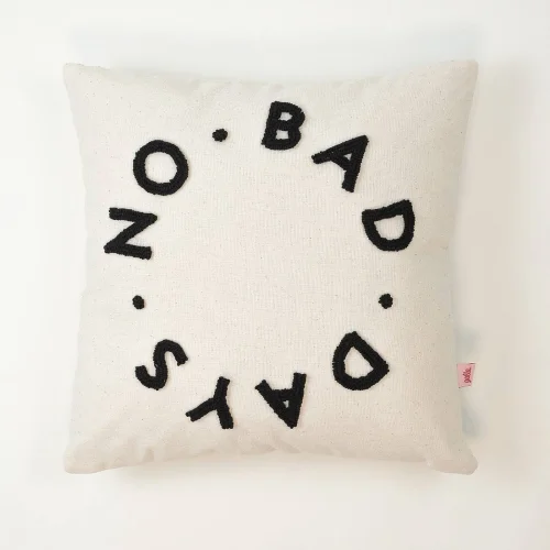No Bad Days - Minimal Yazılı Kırlent Kılıfı | El Yapımı Keten Dekoratif Yastık