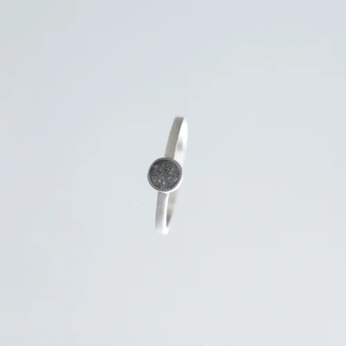 Mirvett Ring