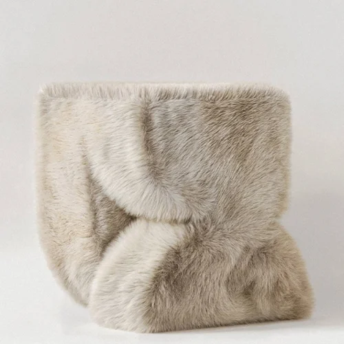 Face Pouffe