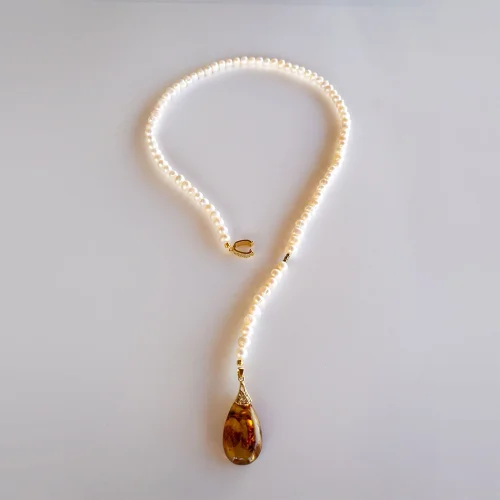 Theia Gemworks Leira Pearl Necklace
