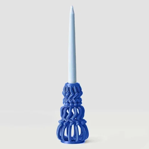 Frosting Loop Candle Holder