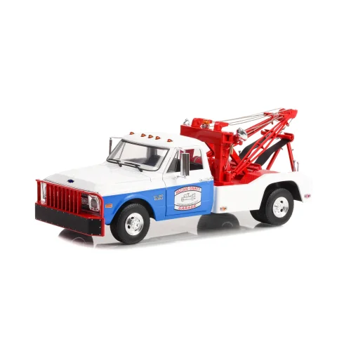 1:18 Greenlight 1969 Chevrolet C-30 Dually Wrecker