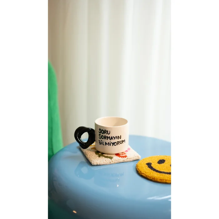 Soru Sormayın Bilmiyorum Ceramic Cup image 4