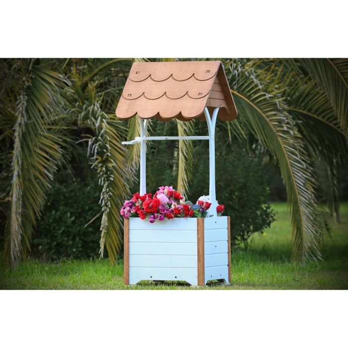"mandu" Wooden Water Well Planter image 2