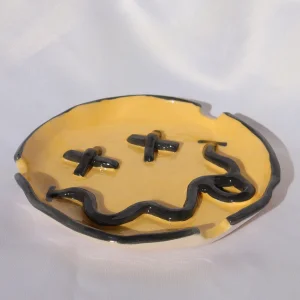 Gülen Surat Tekli Kül Tablası