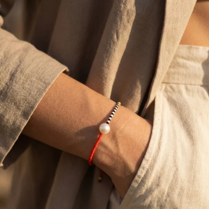 Rubra - Adjustable Bracelet image 2