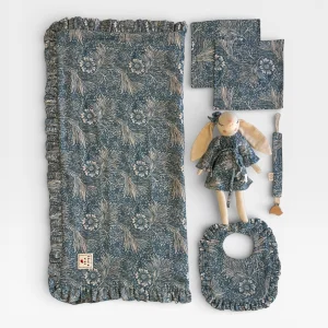 'morris Flowers Vintage'  Newborn Set