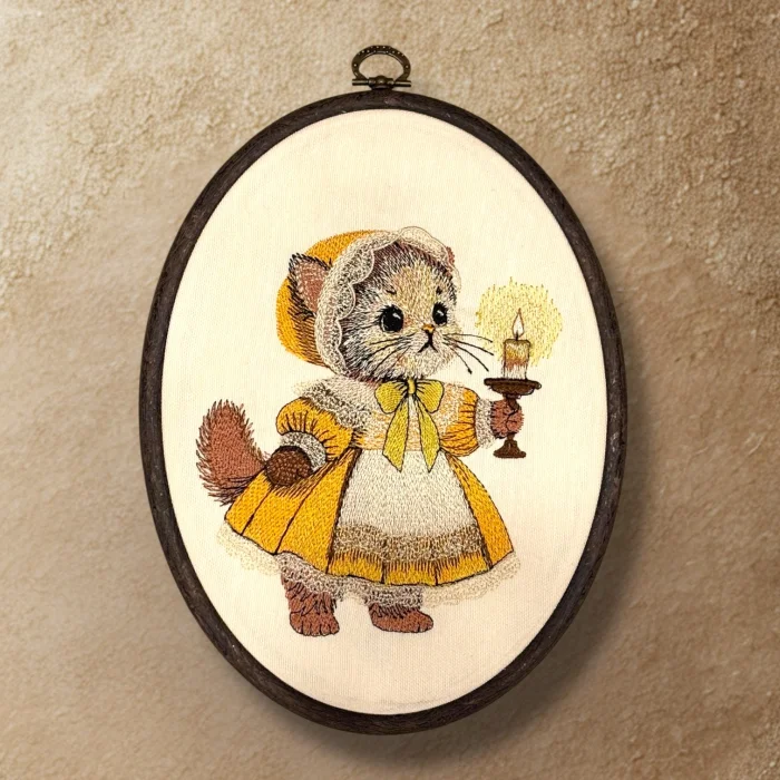 Vintage Cat Embroidered Decorative Wall Art image 1