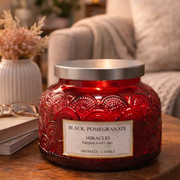 Black Pomegranate Jar Candle image 1