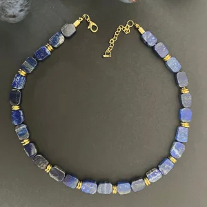 Loe Lapis Necklace