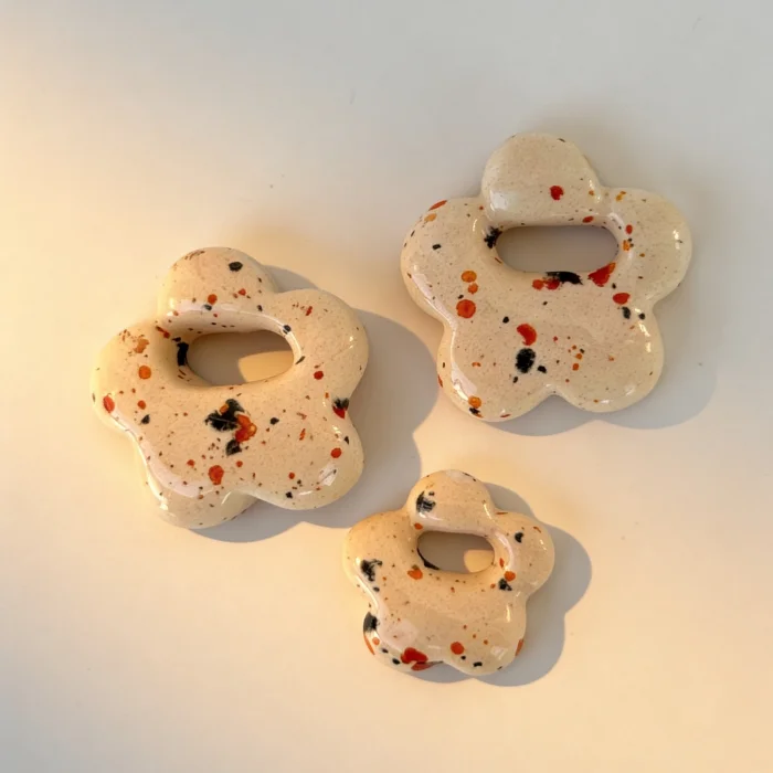 Cream Confetti - Seramik Charm Kolye / Çanta & Pantolon Aksesuarı image 2