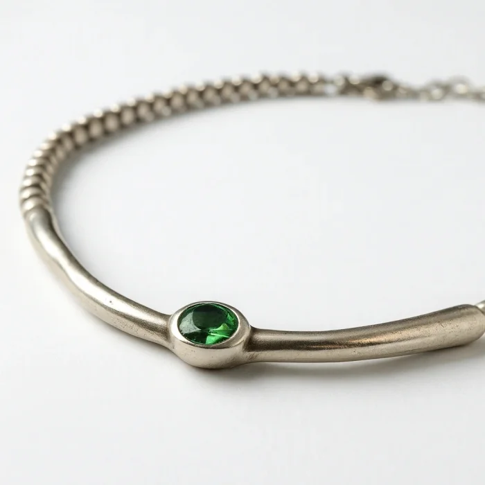 Veridia Necklace image 4