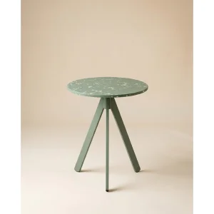 Moss Round Table