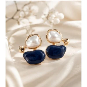Navy Pearl Detailed Earrings