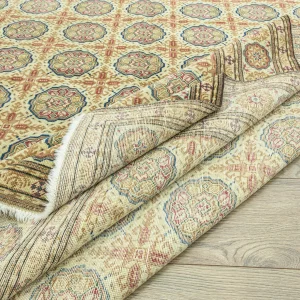 Zare Hand-Woven Vintage Rug 199x292 Cm - 3