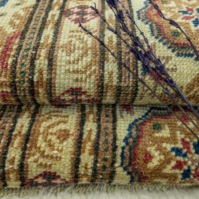 Zare Hand-Woven Vintage Rug 199x292 Cm - 5