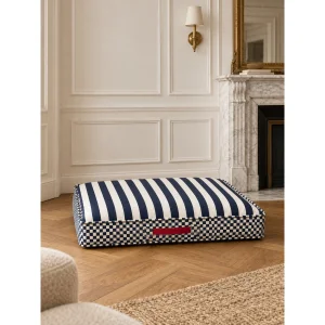 Striped Handcrafted Pet Bed - 2