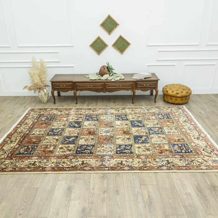Vintage Hand-Knotted Bertil Persian Rug - 2
