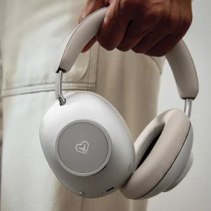 Leo Wireless Over-Ear Headphones - 6