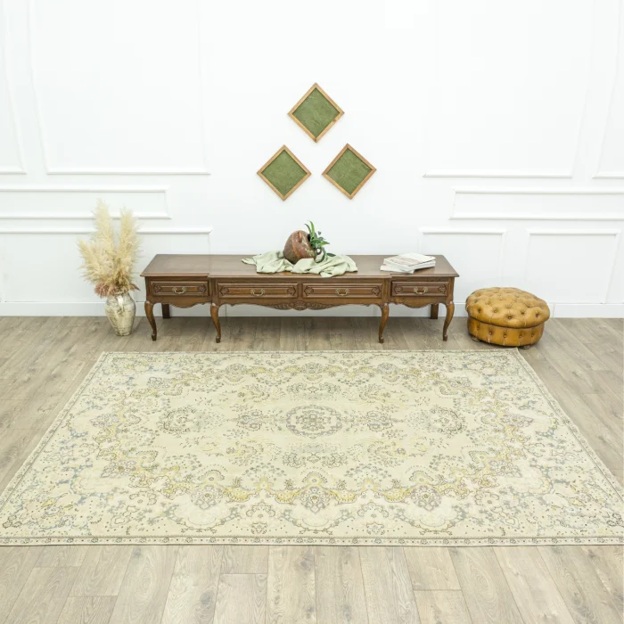 Vintage Hand-Woven Beige Rug 200x299 cm - 2