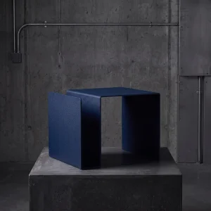 Neo Blue Metal Side Table with Magazine Rack - 3