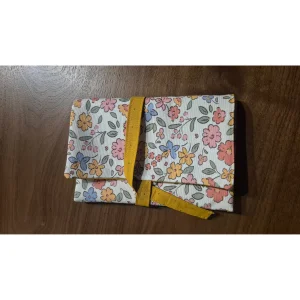 Foldable Floral Pen & Brush Case Organizer - 2