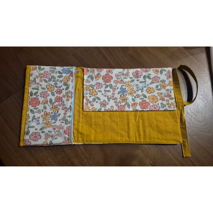 Foldable Floral Pen & Brush Case Organizer - 3