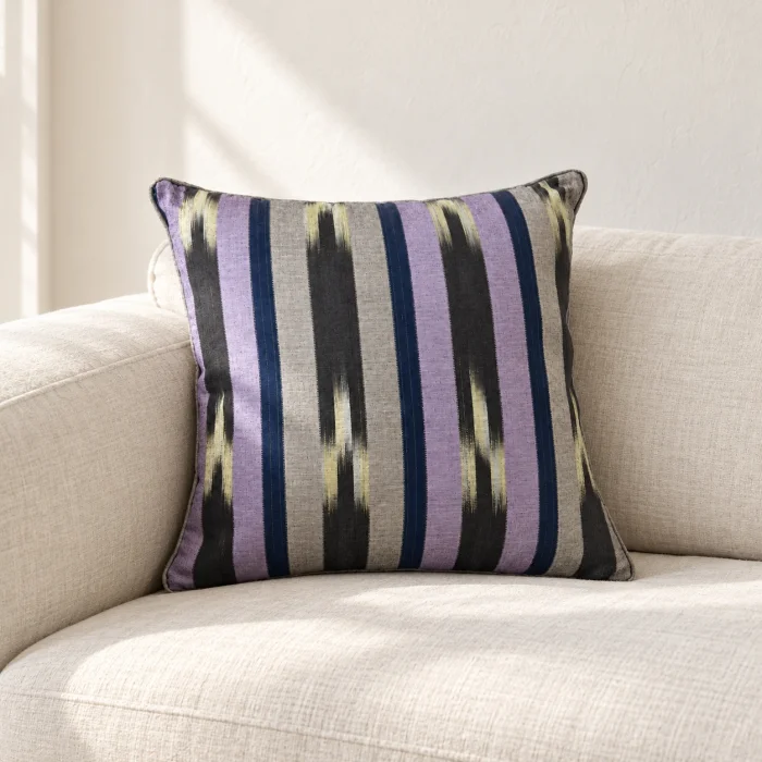 Iris Handwoven Kutnu Cushion - 2