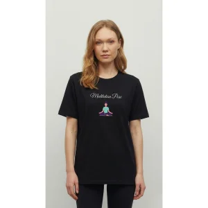 Black Meditation Pose Printed T-shirt - 1
