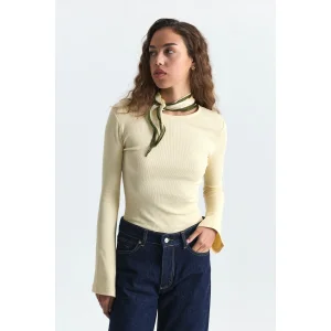 Batwing Sleeve Basic T-shirt - 2