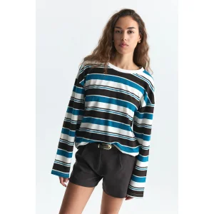 Long Sleeve Striped T-shirt - 1