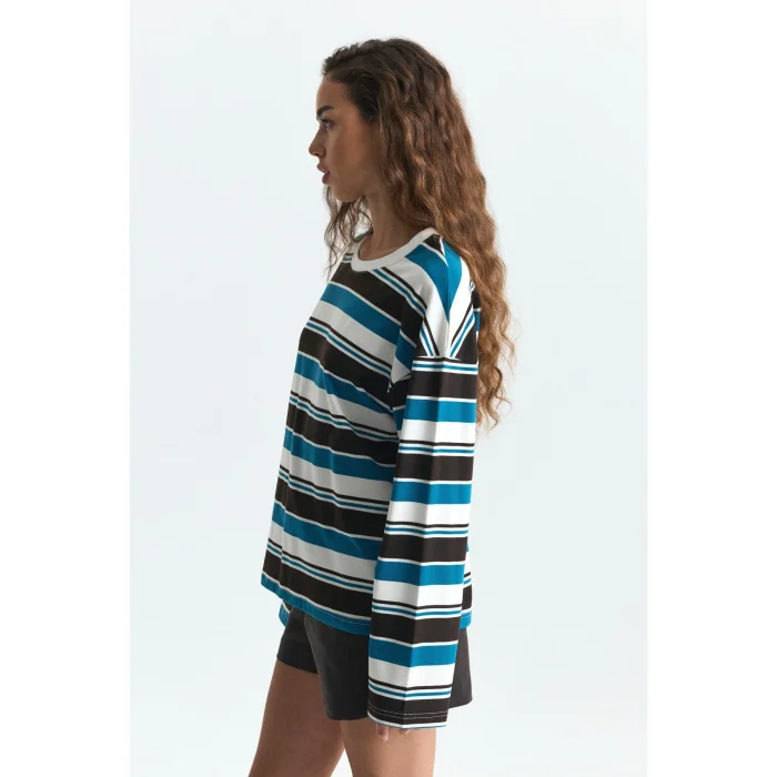 Long Sleeve Striped T-shirt - 4