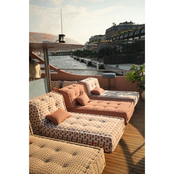 Grid Daybed - 4