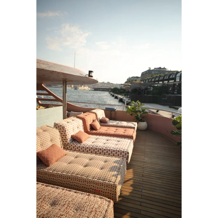 Grid Daybed - 6