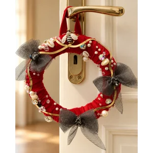 Red Velvet Christmas Sparkle Bee Wreath - 3