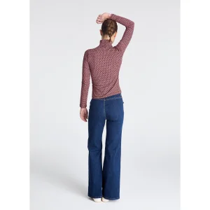 Zippered Turtleneck Top - 3